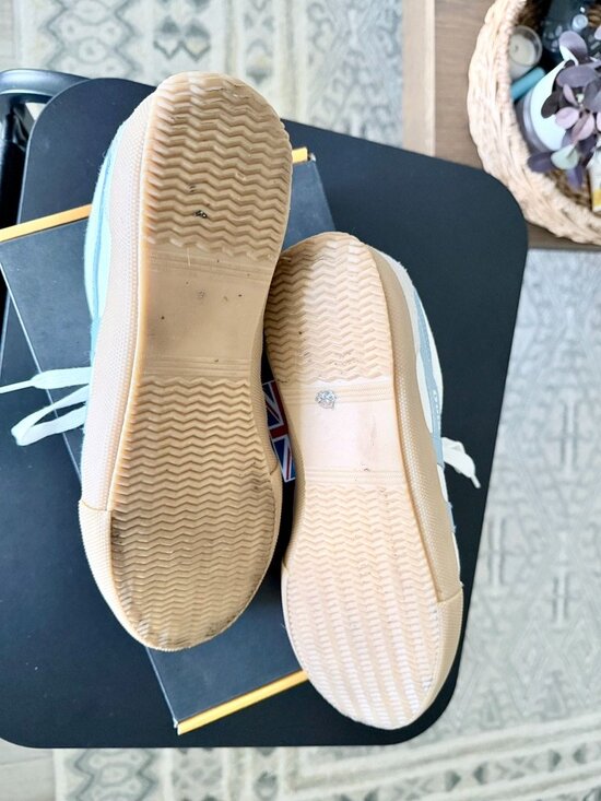 Gola Badminton Sneakers - Picture 9 of 9